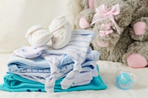 Grundausstattung Babybekleidung