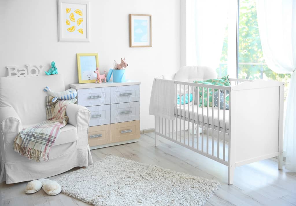 Babybett 41 Inneneinrichtung des modernen Babyzimmers - Babybett mit Kommode
