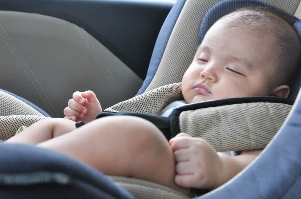 Auto Sonnenschutz, Sommer Sonnenschutz Auto Frontscheibe Auto Sonnenblende  Super Leichter Antrag Und Das Falten Von Merkmal Fr Kinder, Hunde Und Babys