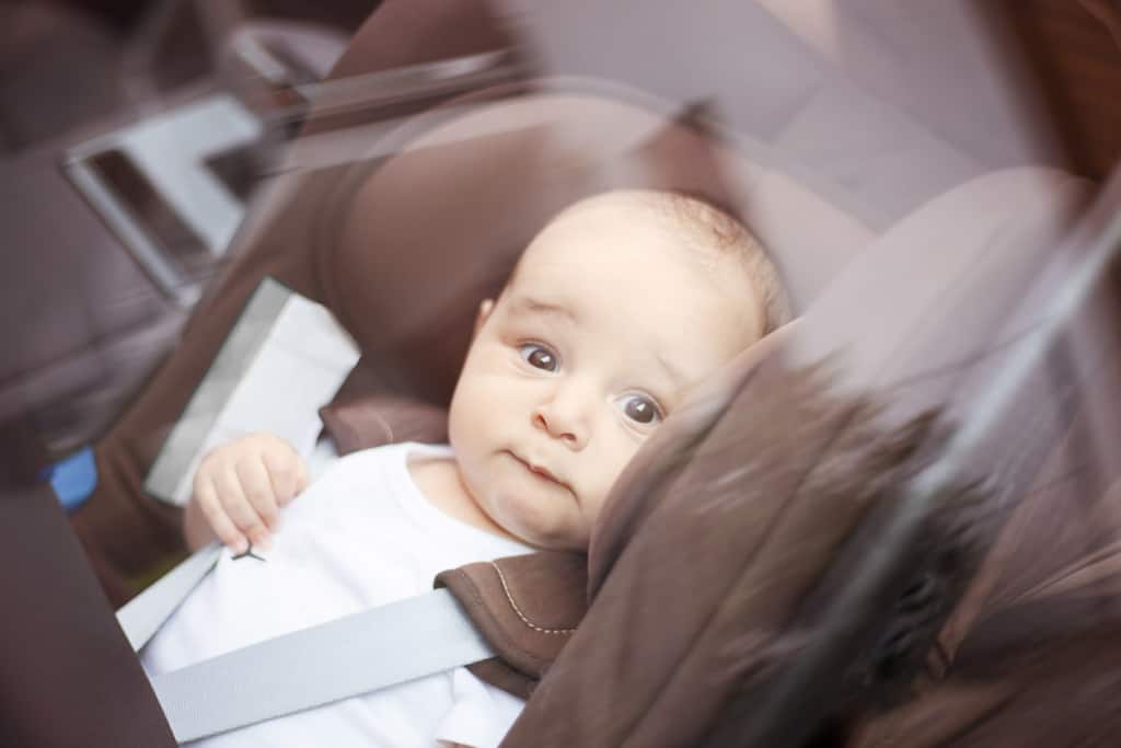 ᐅ Kinder Sonnenschutz/Sonnenblende für das Auto im Vergleich