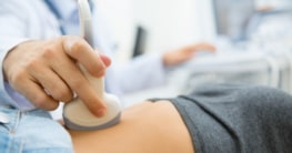Ultraschalluntersuchung am Anfang der Schwangerschaft